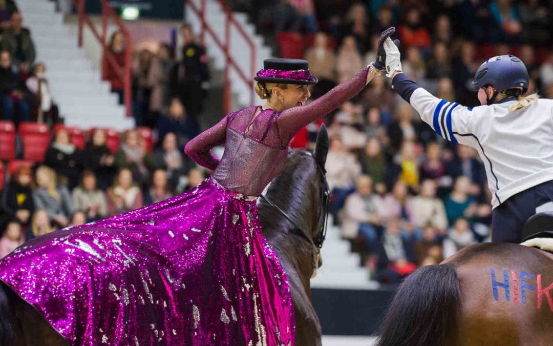 Miten lähellä sinun pisteesi ovat 5* tuomarien pisteitä? Osallistu Spectators judgingiin ja voita liput ensi vuodeksi!