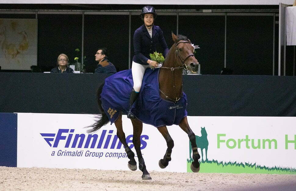 Toisena ratsastettiin Medium Tour Top 10 Final. Nea Tolonen taas voittoisa.