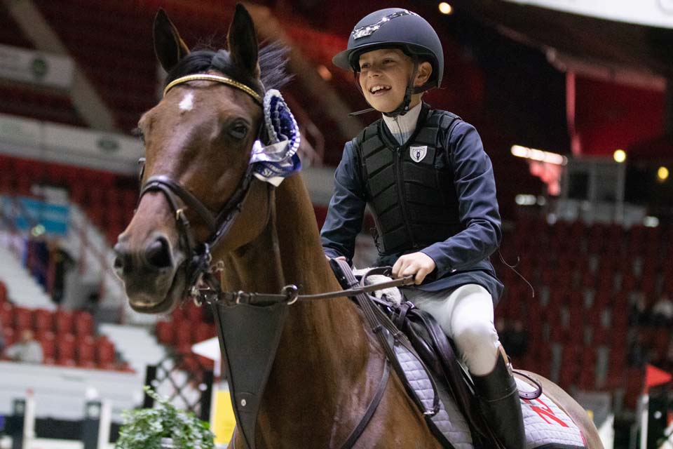 Jone Illi ja Eolita L Small Tourin voittoon.