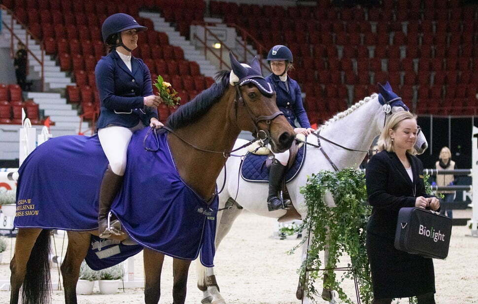 Perjantai alkoi Small Tour 115 cm finaalilla. Voittoon ratsasti Madeleine Ehnberg.