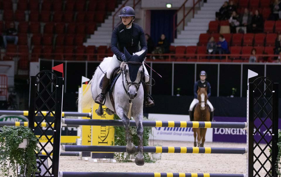 Heta Huhtasalo voitti Pony Tour -finaalin. Small ja Medium Tour -finaalit hypätään perjantaina.