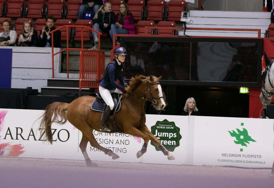 Siiri Silander hevosella SS Prince. Kuva: Iita-Maria Ahtiala