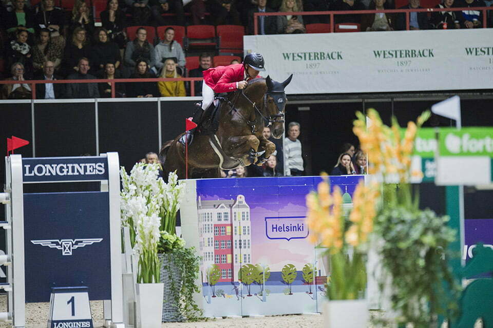 Vain parasta äidille – tarjous SRL100-juhlanäytökseen