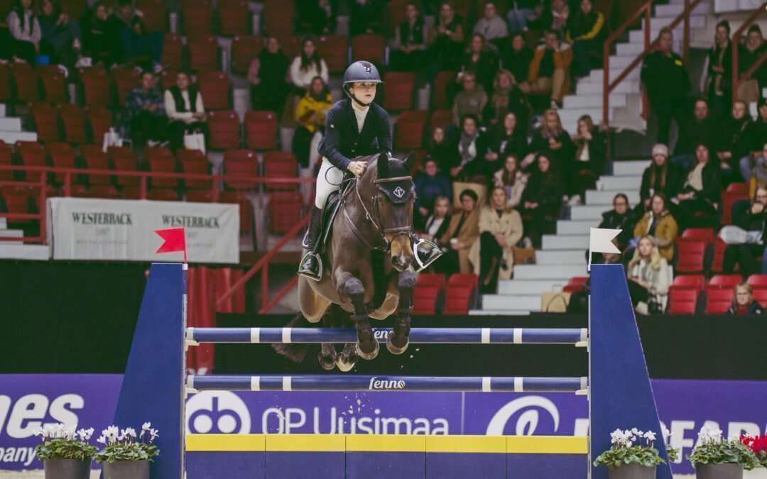 Eveliina Talviolle vahva aloitus HIHS:ssä – nyt toinen sija viiden tähden 140 cm luokassa