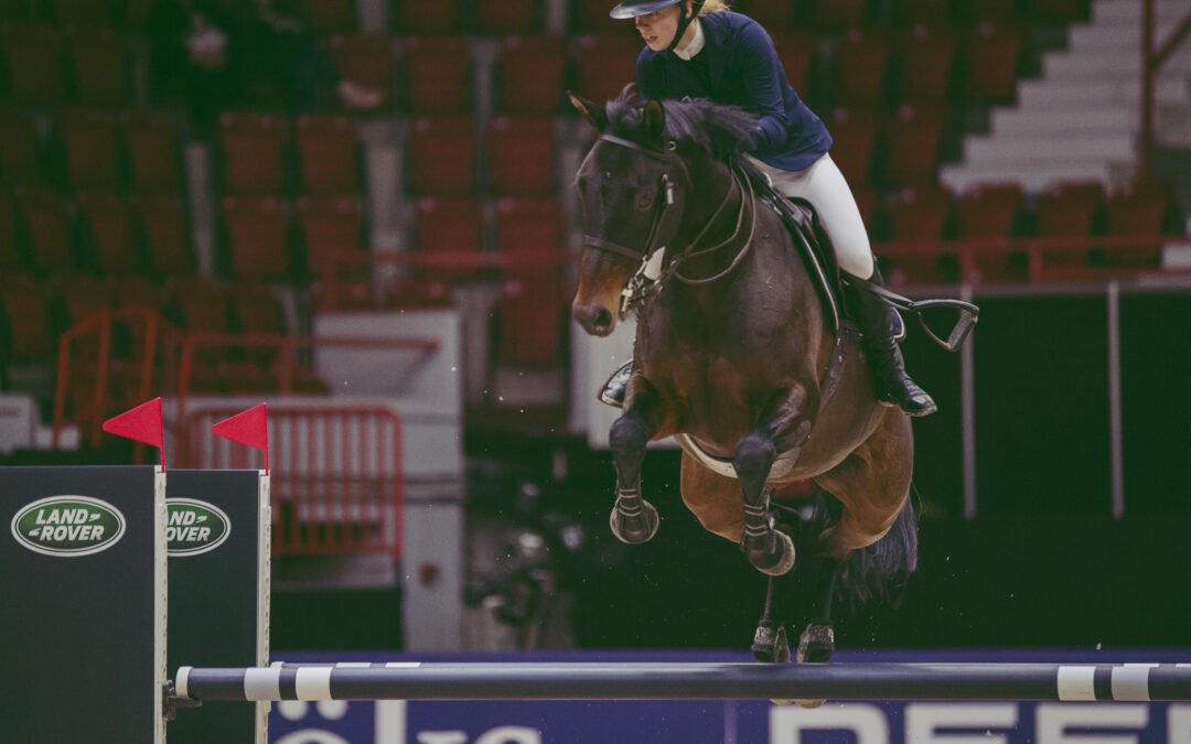 Saara Lehtonen ja Helma Tasotuoppi Top 10 finaalin voittajat