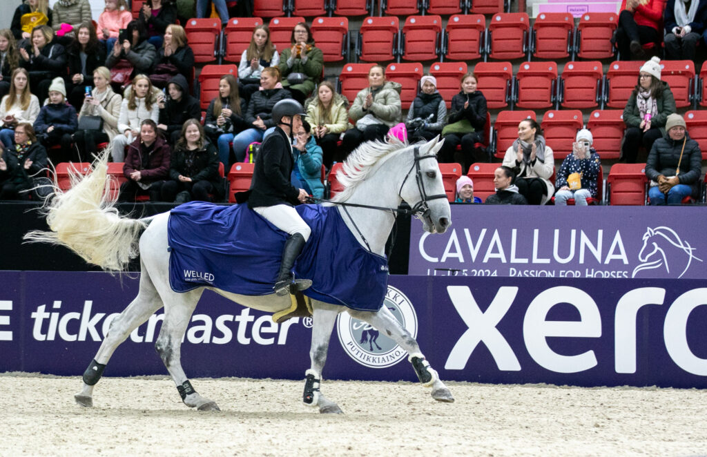 Aleksandrs Sakurovs and Fillmore DB - photo- Iita-Maria Ahtiainen