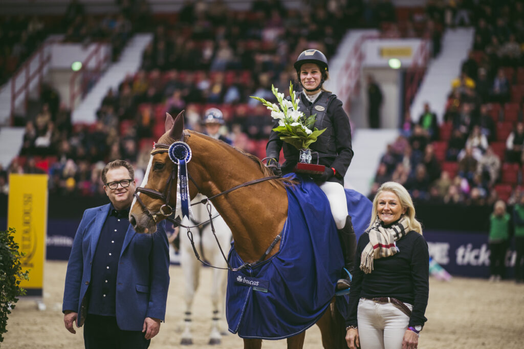 Sofia Kallio ja Vicky Z. Kuva Satu Pirinen