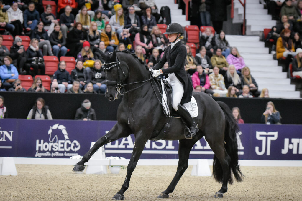 Anna Tallberg ja Grevens Zorro Kuva: Aino Tervonen
