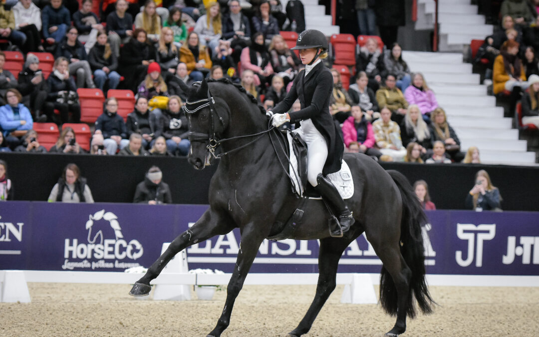 Anna Tallbergille tuplavoitto