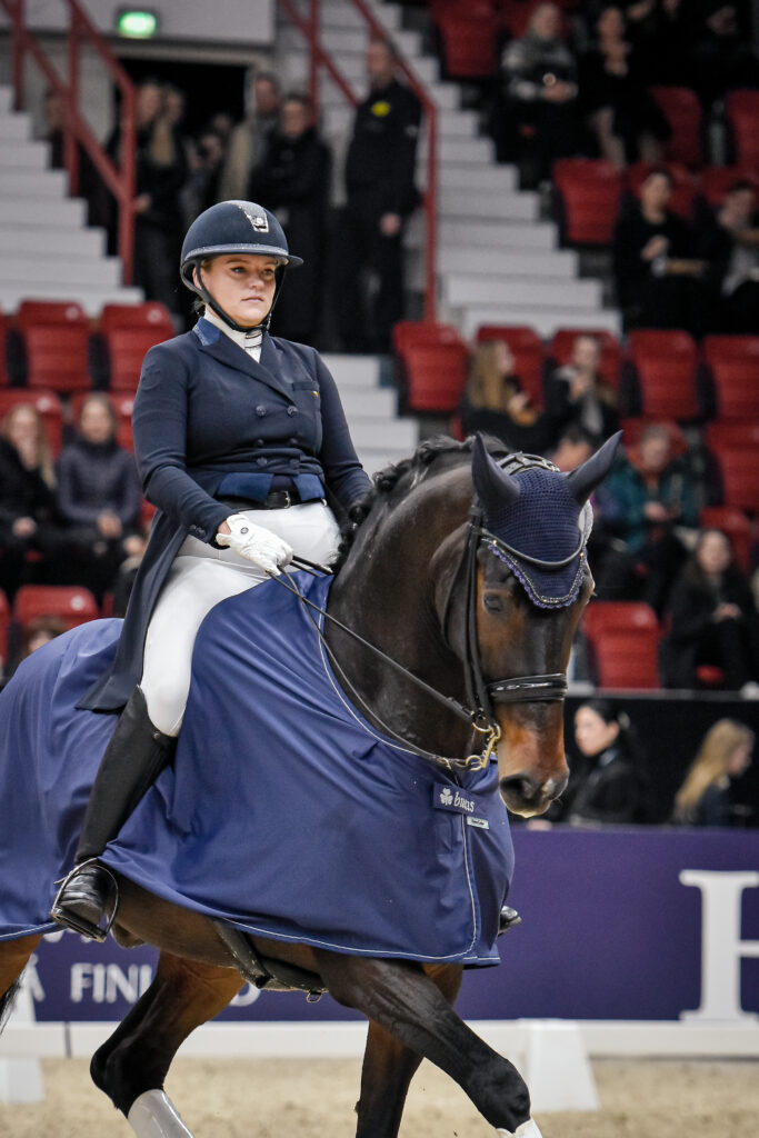 Justina Vanagaite-Samuile-Nabab-Kuva Aino Tervonen