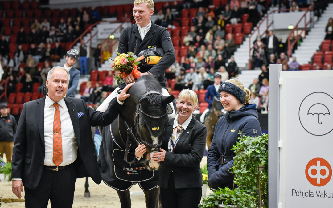 Philipp Schulze Topphoff leads the way in Pohjola International 150 cm