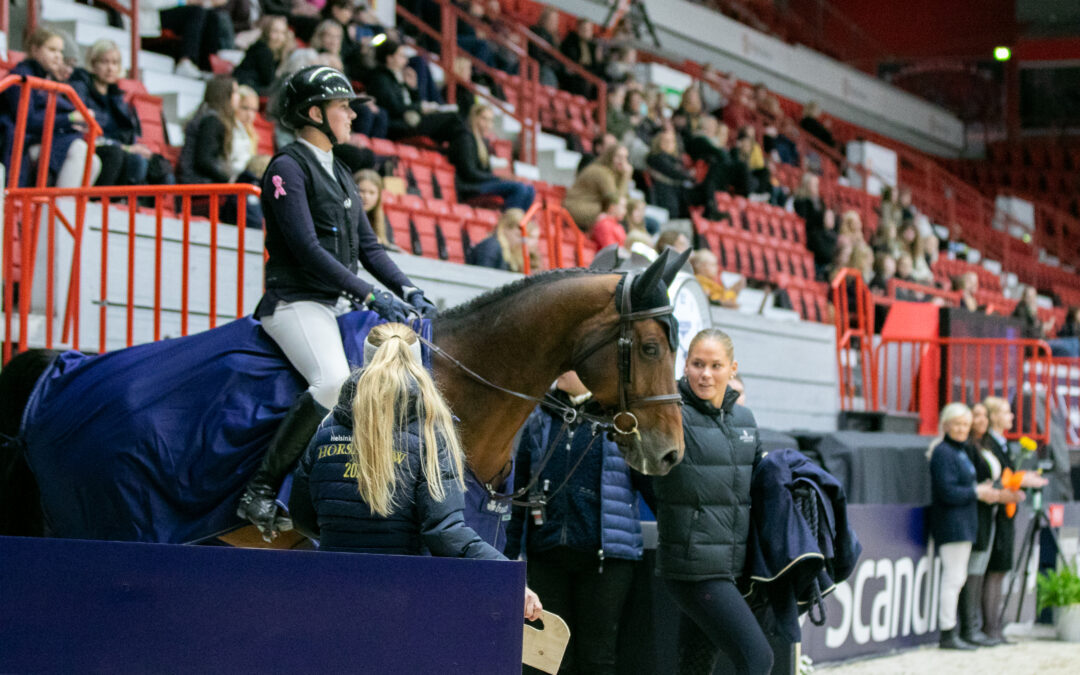Sofia Granat ja Lefacu Pohjola Bronze Grand Prix SuperFinaali 120 cm ensimmäisen osakilpailun voittoon